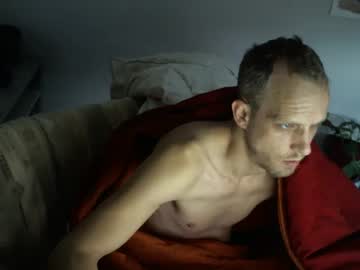 Agin17 Chaturbate stream image from February 07, 2025