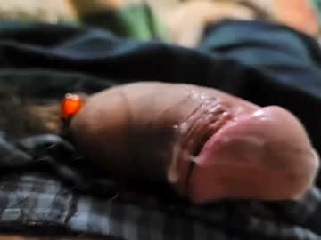 Gee130 Chaturbate stream image from February 07, 2025