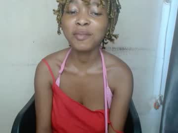 Plumnjuicyx Chaturbate stream image from February 07, 2025