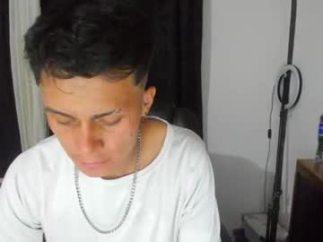 Dinamo2313 Chaturbate stream image from February 07, 2025