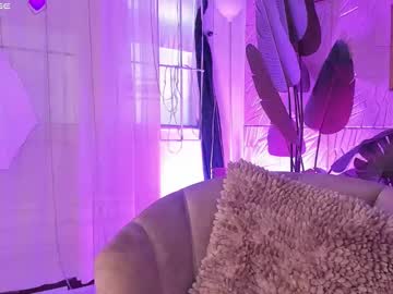 Hoshi_Kyo Chaturbate stream image from February 07, 2025
