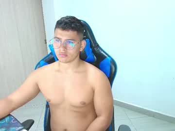 Dantraxx Chaturbate stream image from February 07, 2025