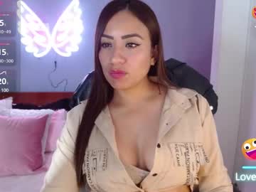 Paulina_Galvis2700 Chaturbate stream image from February 07, 2025