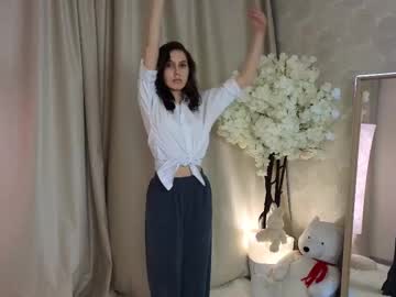 Auroraablush Chaturbate stream image from February 07, 2025