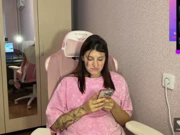 Katrin_Kristal Chaturbate stream image from February 07, 2025