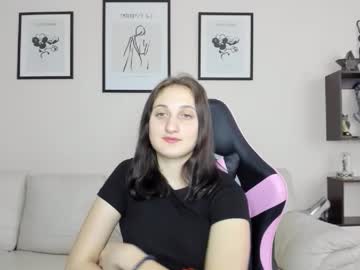 Kommunelifoxi Chaturbate stream image from February 07, 2025