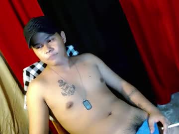 Urhunky_Jamesxx Chaturbate stream image from February 07, 2025