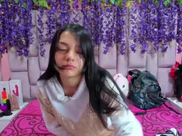Marlyanal Chaturbate stream image from February 07, 2025