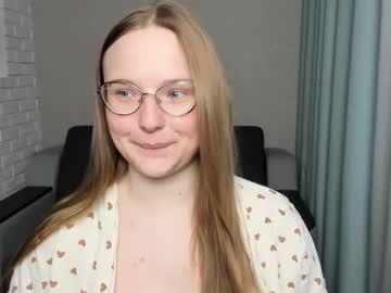 Miya_Mimi Chaturbate stream image from February 07, 2025