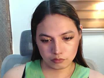 Xxjulielovesyouxx Chaturbate stream image from February 07, 2025