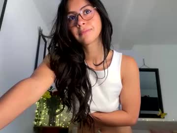 Annyprettyx Chaturbate stream image from February 07, 2025