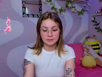 Ava_Bristol Chaturbate stream image from February 07, 2025