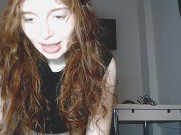 Kira_Foxy_ Chaturbate stream image from February 07, 2025