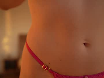 Kriss0leoo Chaturbate stream image from February 07, 2025