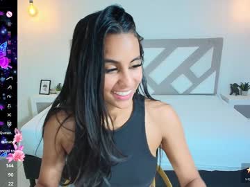 Zoe_Deluxe Chaturbate stream image from February 07, 2025