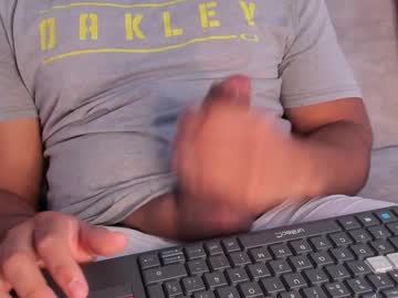 Arturguy01 Chaturbate stream image from February 07, 2025