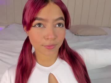 Littleoliviia_ stream image from February 07, 2025