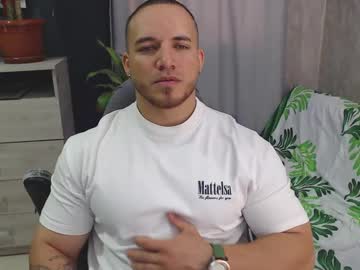 Chris_Huntter Chaturbate stream image from February 07, 2025
