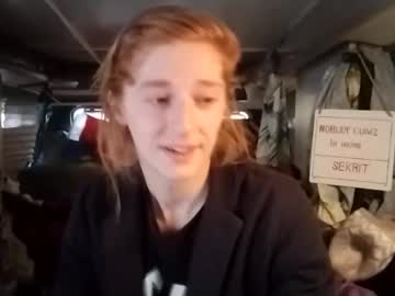 Lesleygumgrass Chaturbate stream image from February 07, 2025