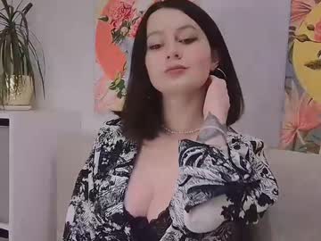 Lucyrosy Chaturbate stream image from February 07, 2025
