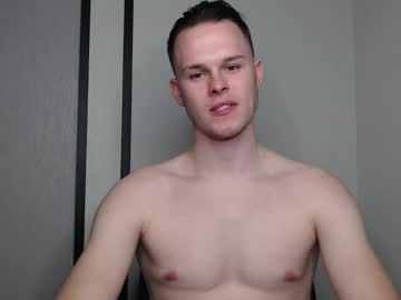 Tom_Mitoo Chaturbate stream image from February 07, 2025