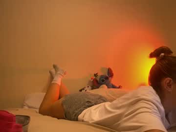 Preciouspeaches Chaturbate stream image from February 07, 2025