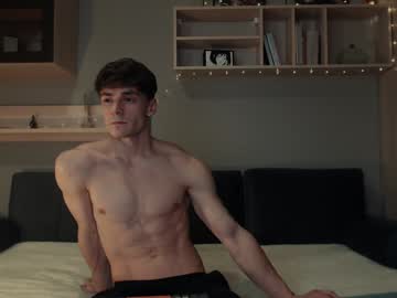 Taziro Chaturbate stream image from February 07, 2025