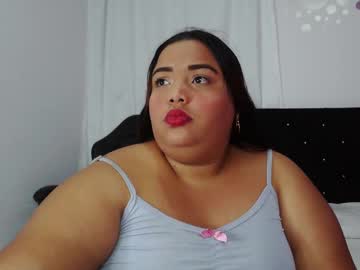 Curvyqueen_Xc Chaturbate stream image from February 07, 2025