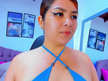 Queengrett Chaturbate stream image from February 07, 2025