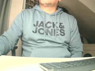 Saschaalesi1976 Chaturbate stream image from February 07, 2025