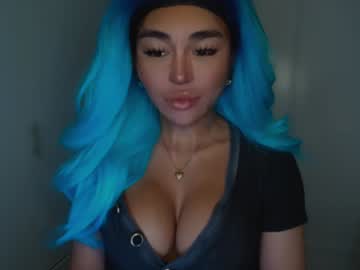 Transnextdoor_ Chaturbate stream image from February 07, 2025