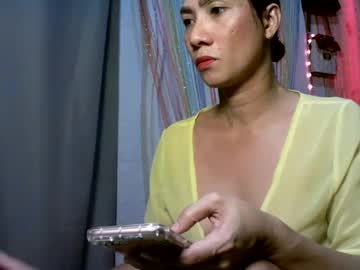 Kyutshyne Chaturbate stream image from February 07, 2025