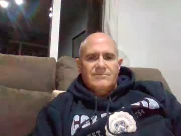 Mikereef Chaturbate stream image from February 07, 2025