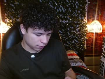 Benjamintwink1 Chaturbate stream image from February 07, 2025