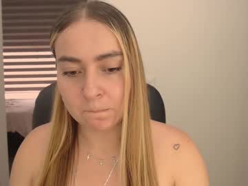 Carlybaker_ Chaturbate stream image from February 07, 2025