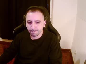 Droooooones Chaturbate stream image from February 07, 2025