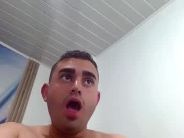 Kenai_Rosales Chaturbate stream image from February 07, 2025