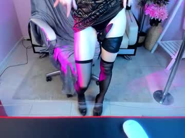 Lunajoyfull Chaturbate stream image from February 07, 2025