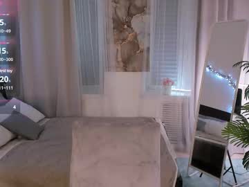 Sallydear Chaturbate stream image from February 07, 2025