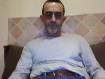 Obedienteparati Chaturbate stream image from February 07, 2025
