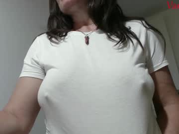 Vanessared2 Chaturbate stream image from February 07, 2025
