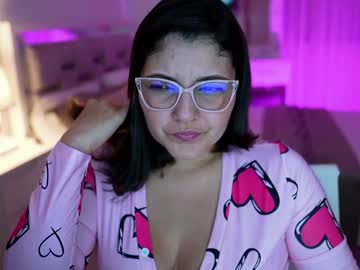 Camila_Buitrago Chaturbate stream image from February 07, 2025