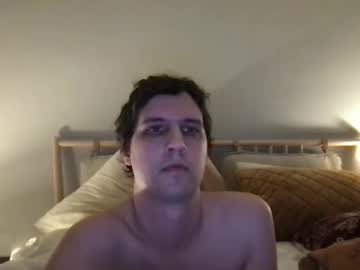 Doggiewhore Chaturbate stream image from February 07, 2025