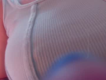 Jazlynn_ Chaturbate stream image from February 07, 2025
