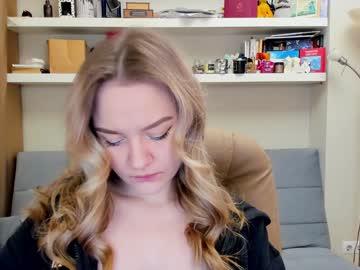 Kara_Smith_ Chaturbate stream image from February 07, 2025