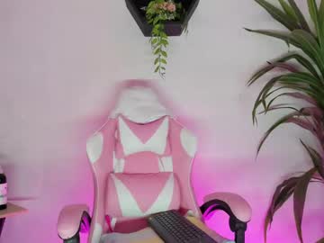 Victoria_Gomezz16 Chaturbate stream image from February 07, 2025