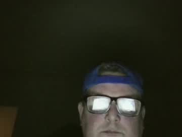 Bluemoose70 Chaturbate stream image from February 08, 2025