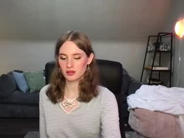 Eviecam Chaturbate stream image from February 08, 2025