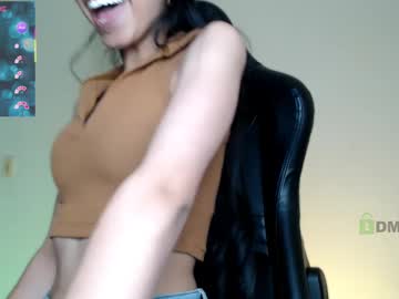 Lilylouisee_ Chaturbate stream image from February 08, 2025