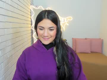 Chiara_Tay Chaturbate stream image from February 08, 2025